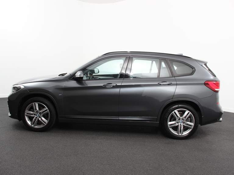 BMW BMW