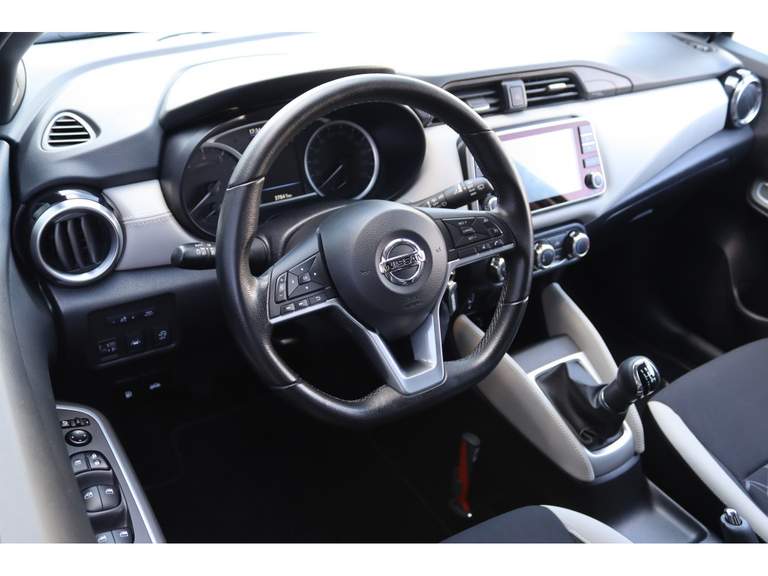 Nissan Nissan