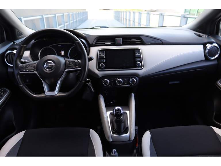 Nissan Nissan
