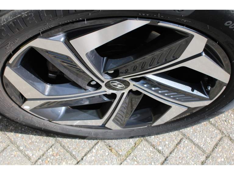 Hyundai Hyundai