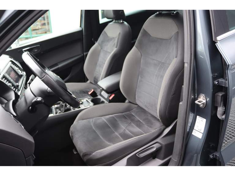 SEAT SEAT