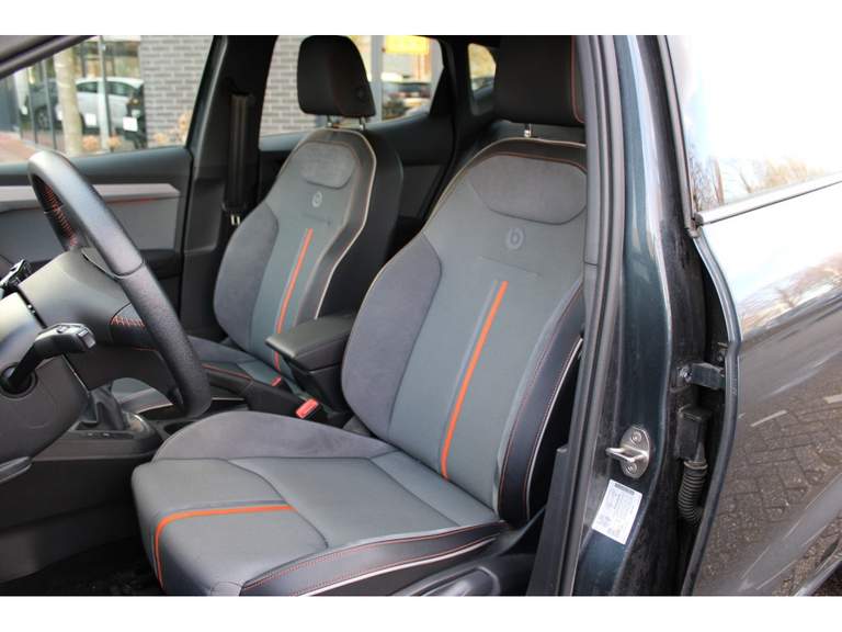 SEAT SEAT
