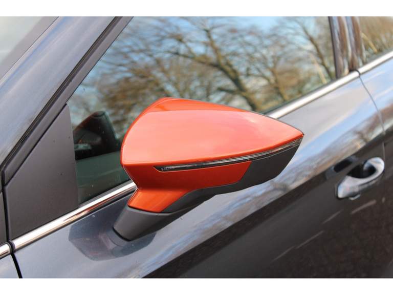SEAT SEAT