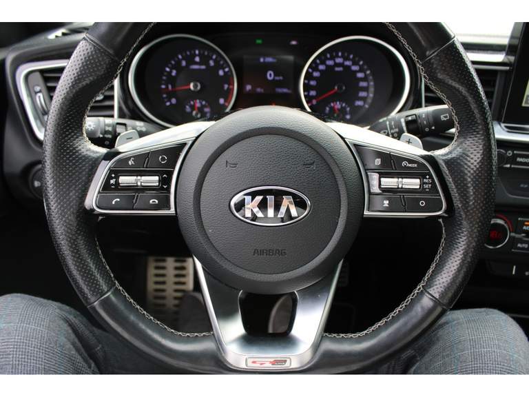 Kia Kia