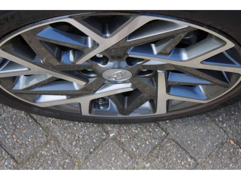 Hyundai Hyundai