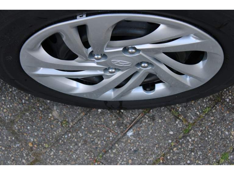 Hyundai Hyundai