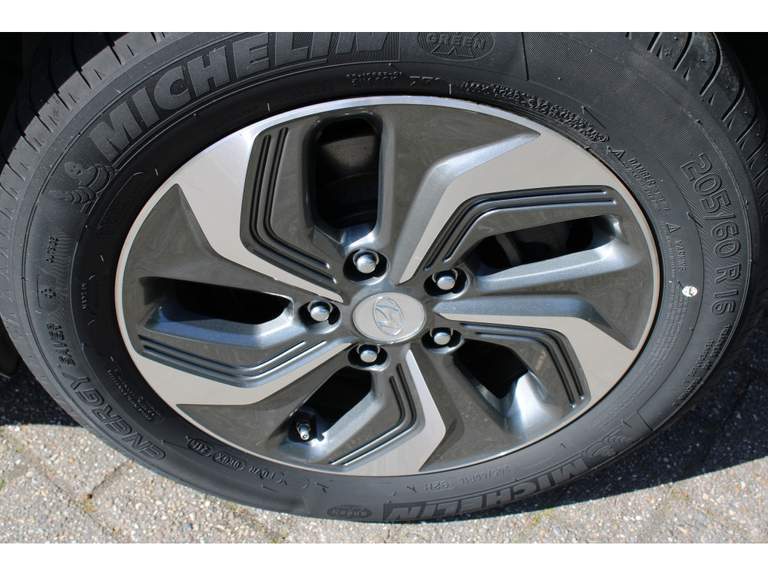 Hyundai Hyundai