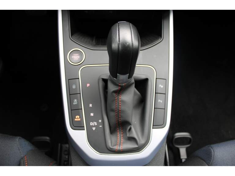 SEAT SEAT