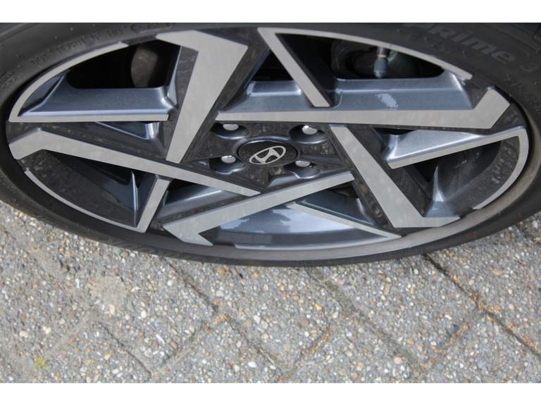 Hyundai Hyundai