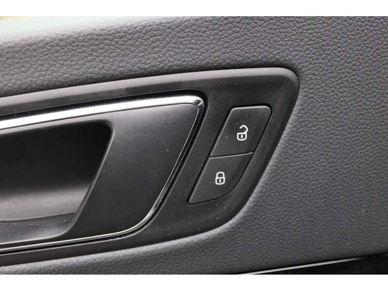 SEAT SEAT