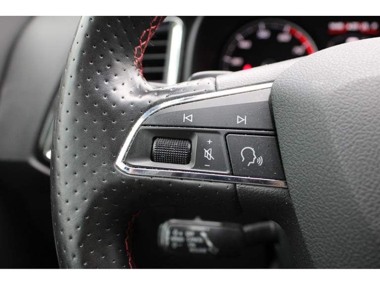 SEAT SEAT