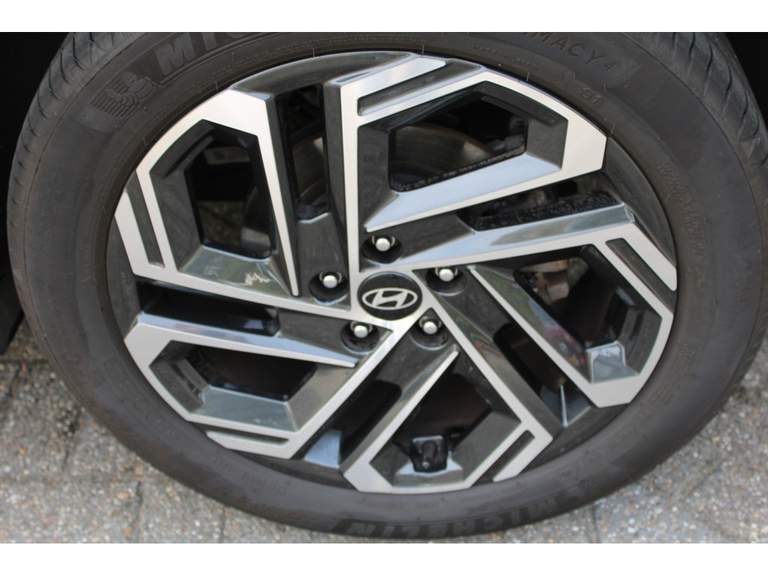 Hyundai Hyundai