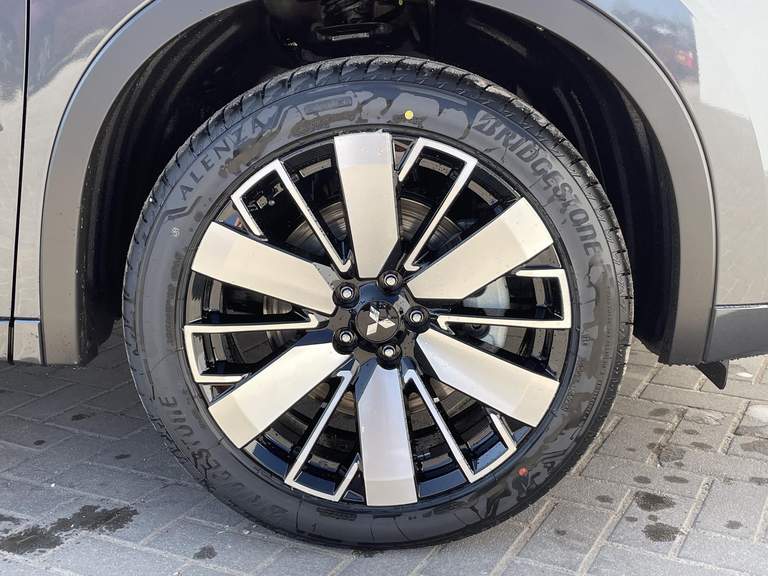 Mitsubishi Mitsubishi