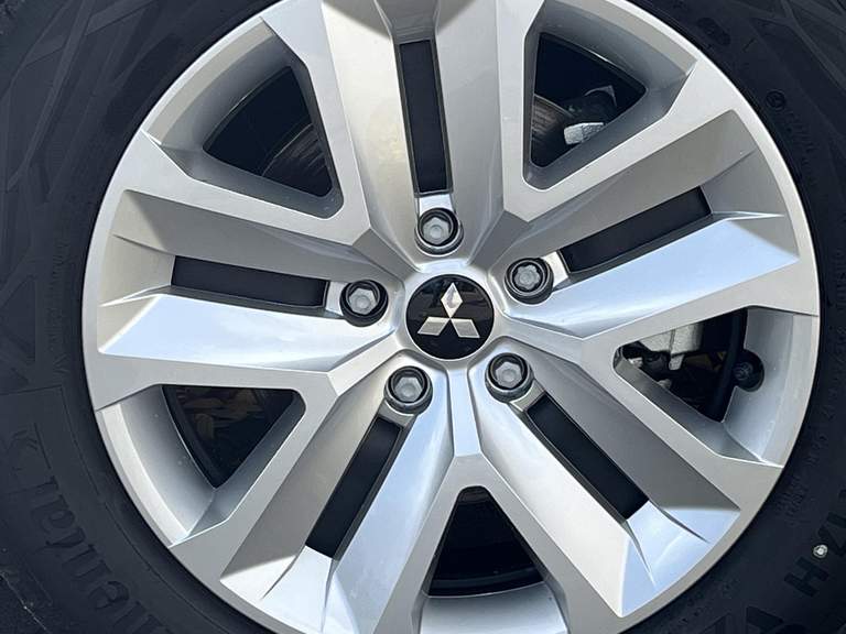 Mitsubishi Mitsubishi