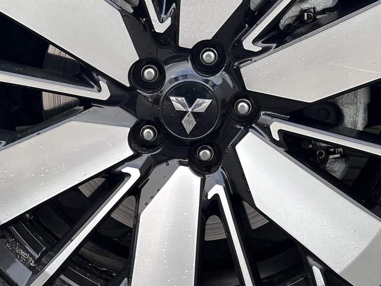 Mitsubishi Mitsubishi