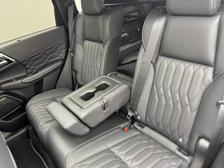 Mitsubishi Mitsubishi
