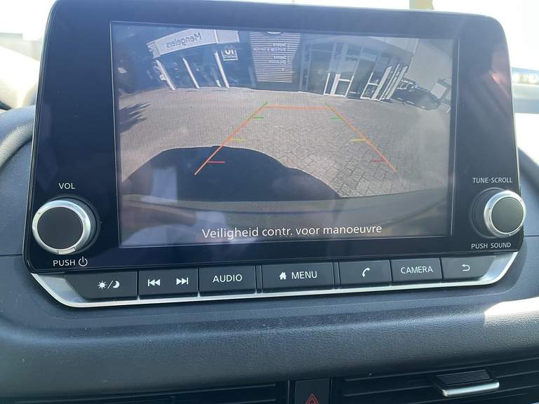 Nissan Nissan