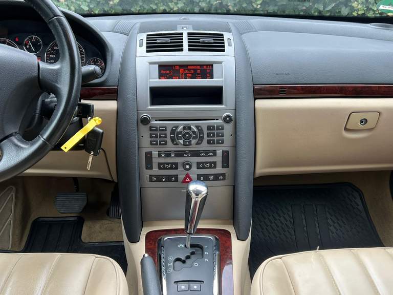 Peugeot