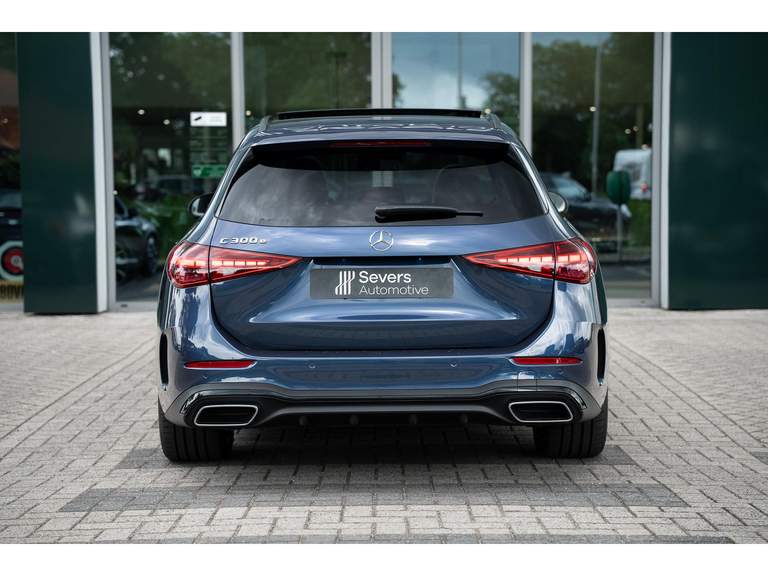 Mercedes-Benz Mercedes-Benz