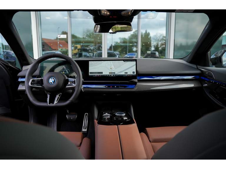 BMW BMW