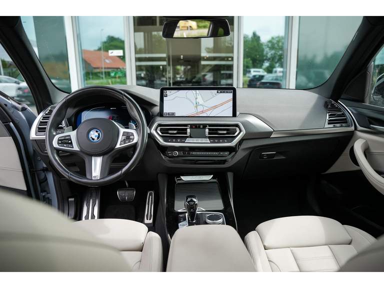 BMW BMW