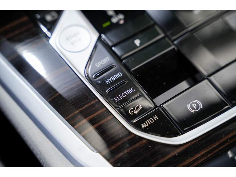 BMW BMW