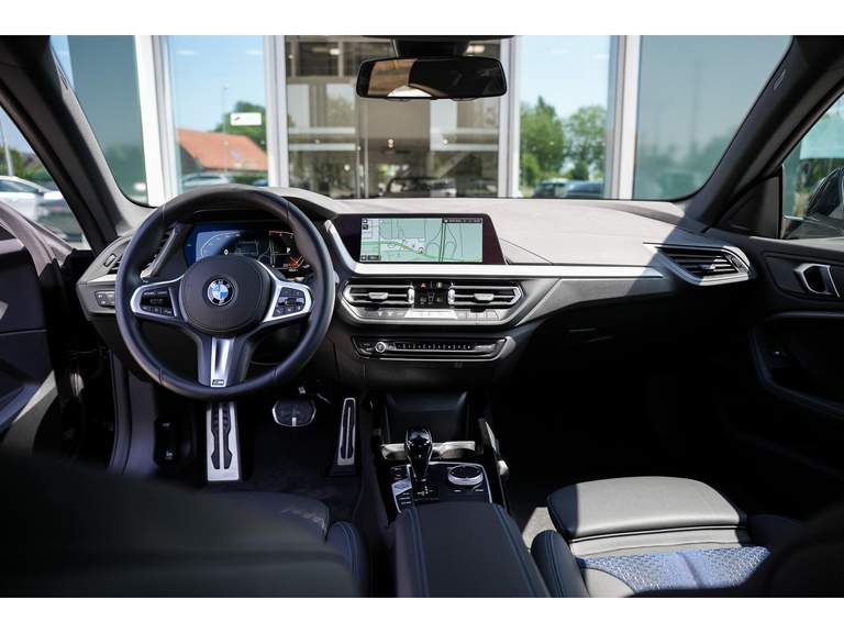 BMW BMW