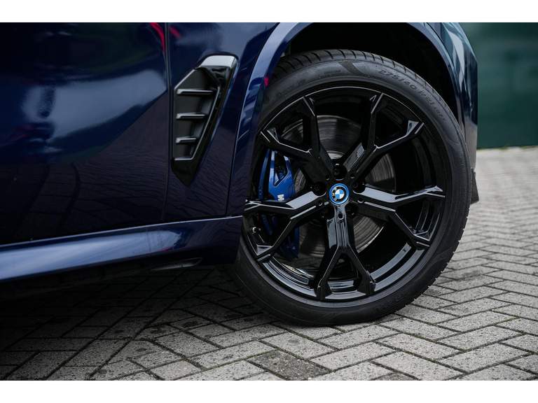 BMW BMW