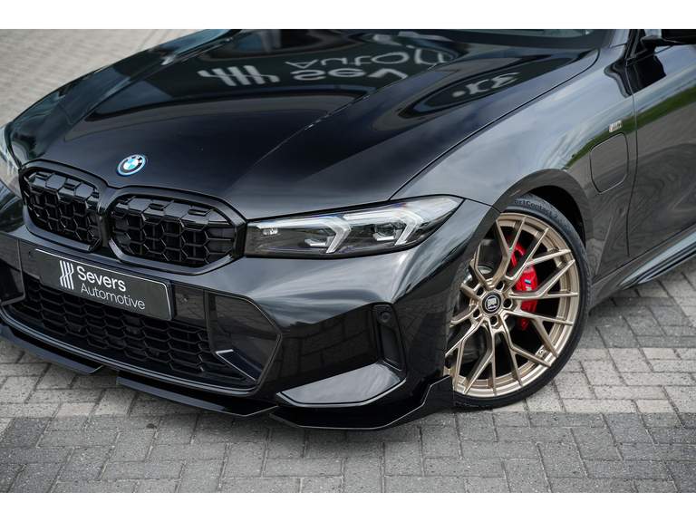 BMW BMW