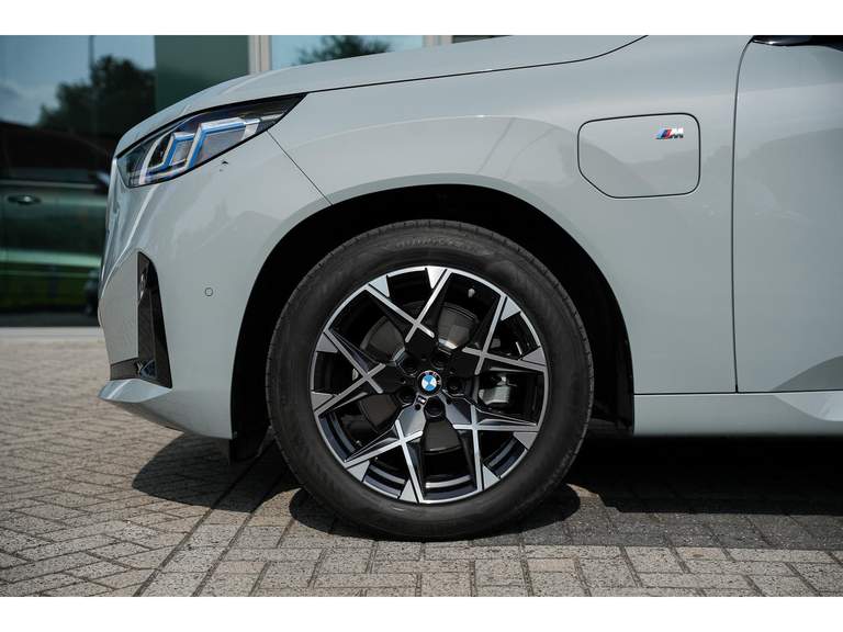 BMW BMW