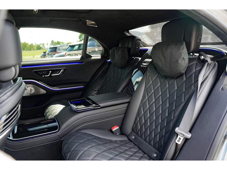 Mercedes-Benz Mercedes-Benz