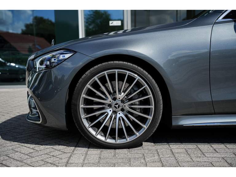Mercedes-Benz Mercedes-Benz