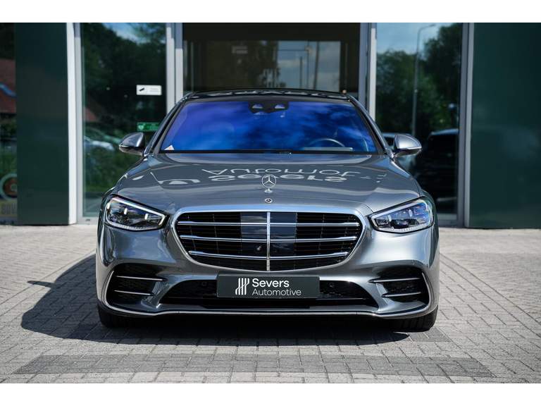 Mercedes-Benz Mercedes-Benz