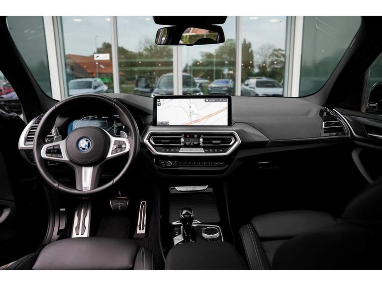 BMW BMW