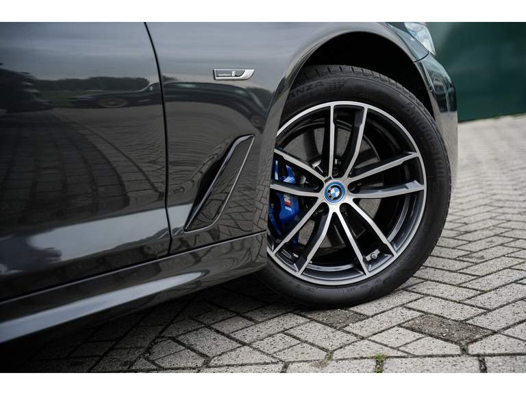 BMW BMW