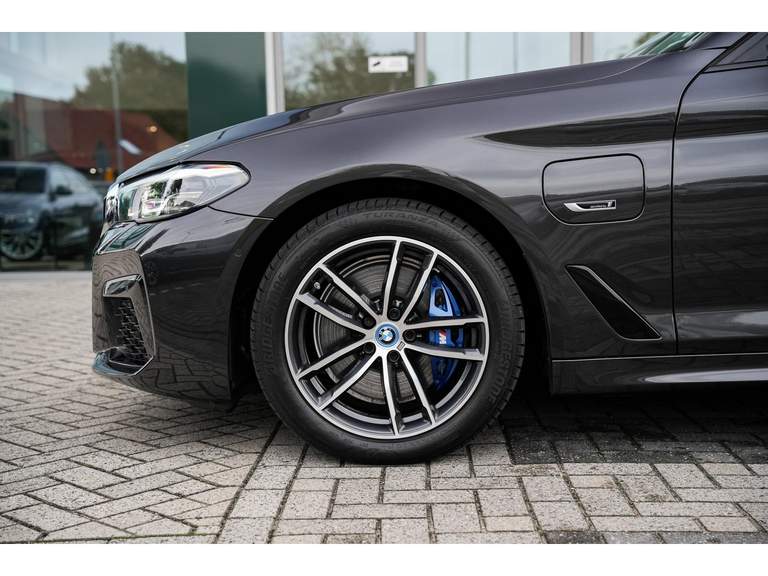 BMW BMW