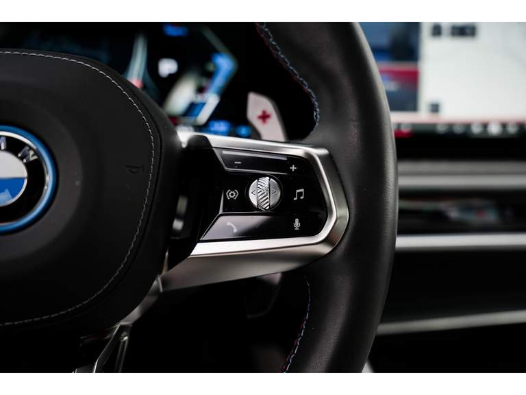 BMW BMW