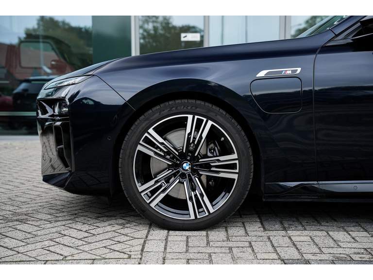 BMW BMW