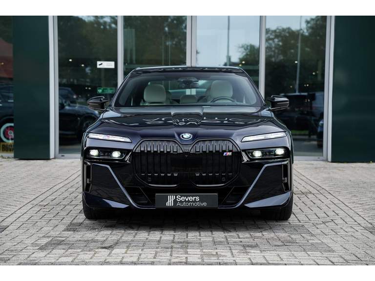 BMW BMW