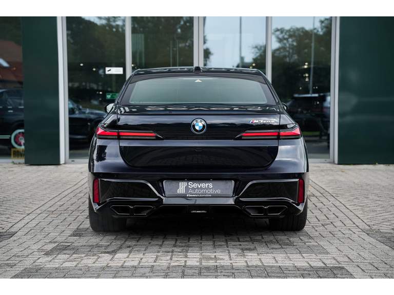 BMW BMW