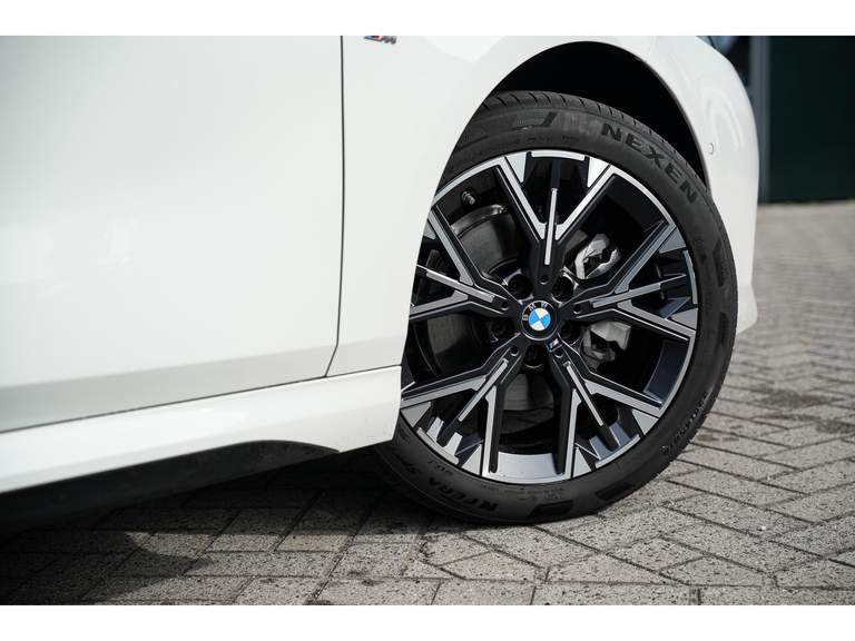 BMW BMW