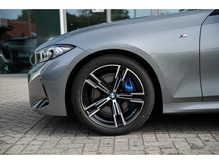 BMW BMW