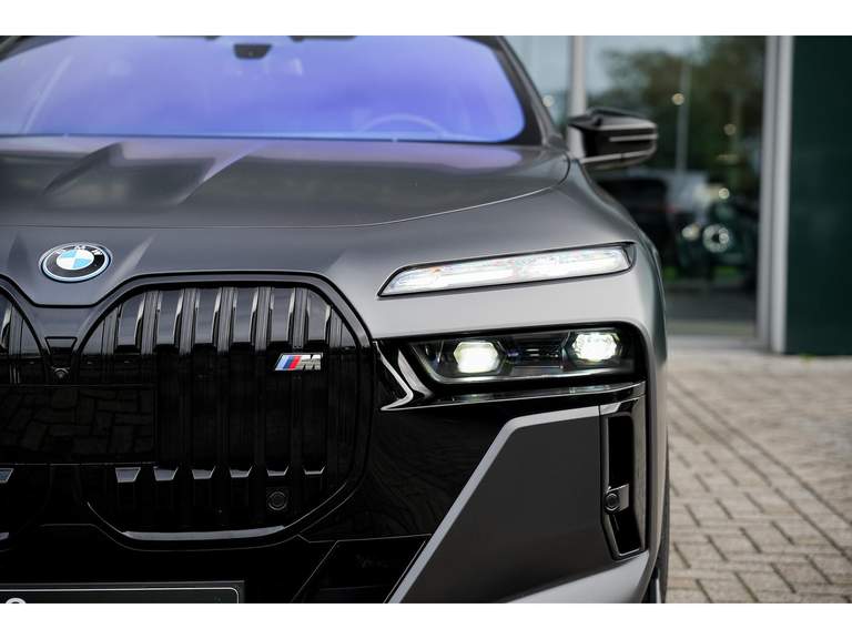 BMW BMW