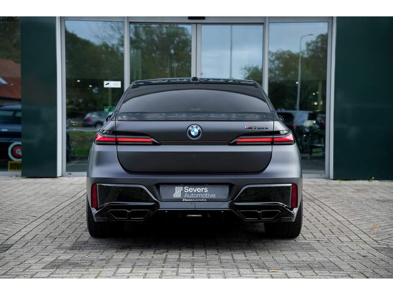 BMW BMW