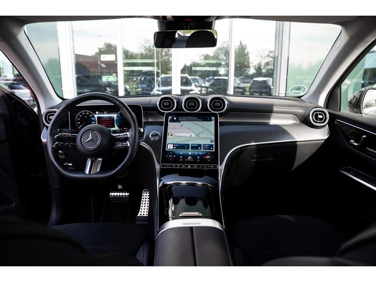 Mercedes-Benz Mercedes-Benz