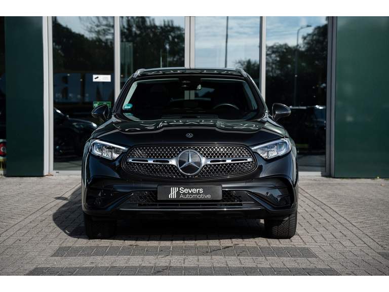 Mercedes-Benz Mercedes-Benz