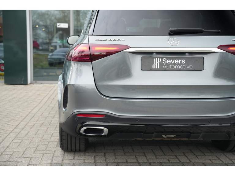 Mercedes-Benz Mercedes-Benz