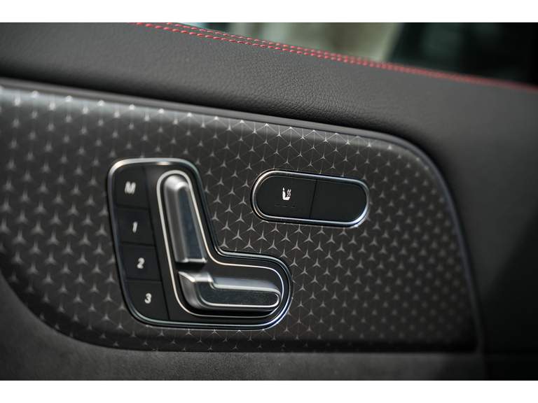 Mercedes-Benz Mercedes-Benz