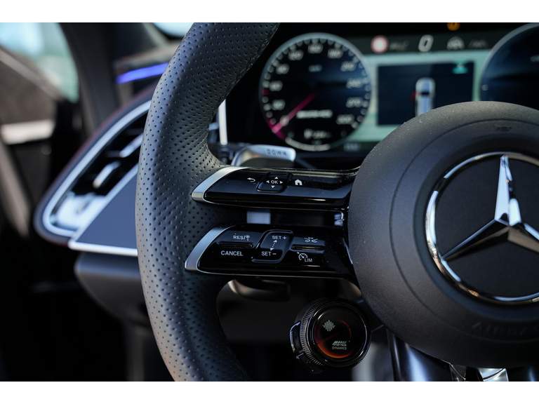 Mercedes-Benz Mercedes-Benz