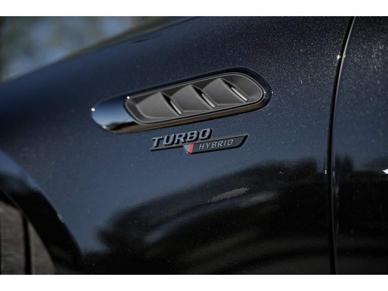 Mercedes-Benz Mercedes-Benz